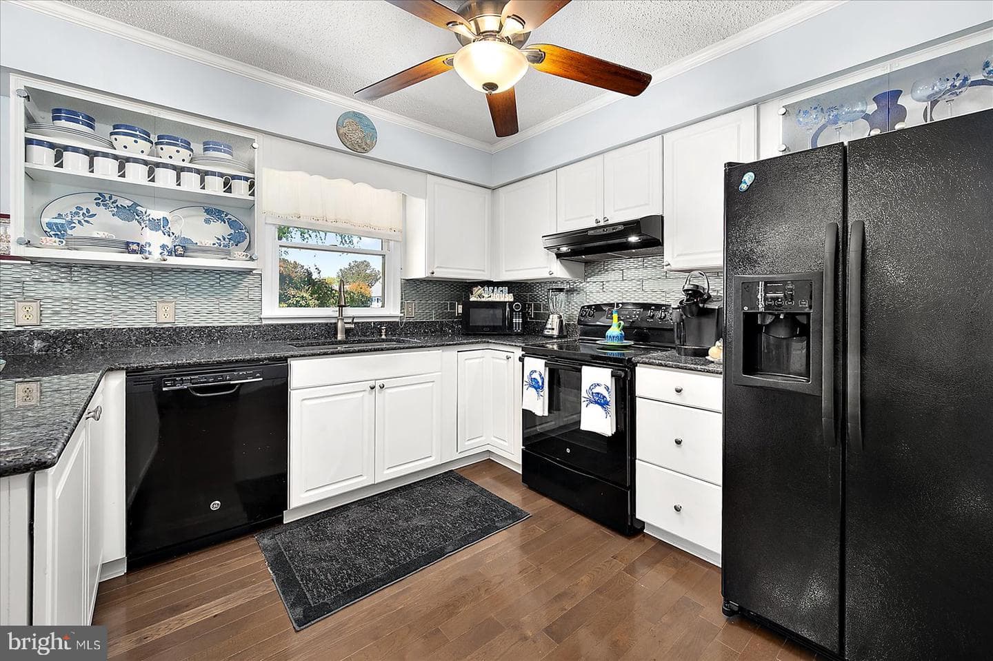 14107 Laurel Avenue photo 12