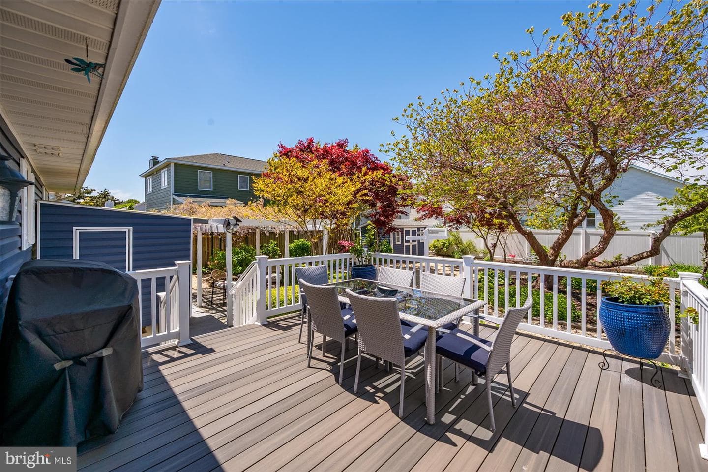 14107 Laurel Avenue photo 17