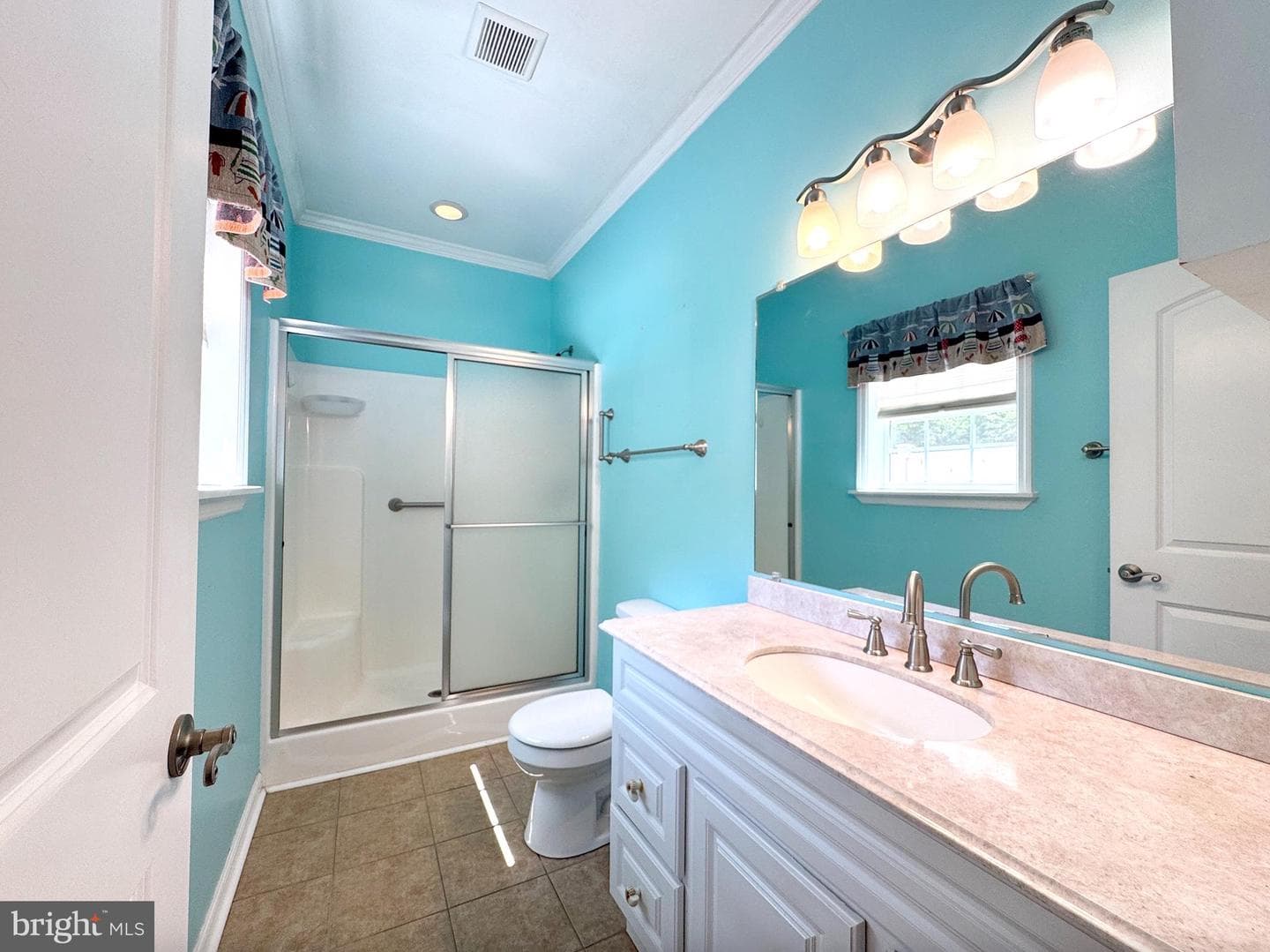 16 Juniper Court photo 34