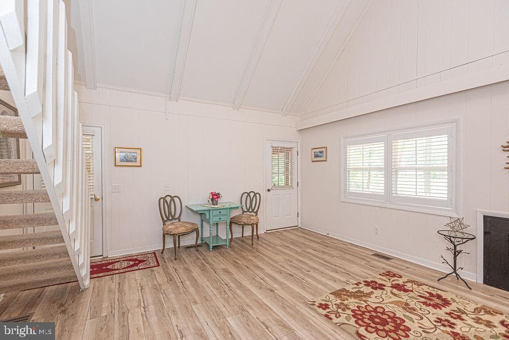 62 Newport Drive photo 11