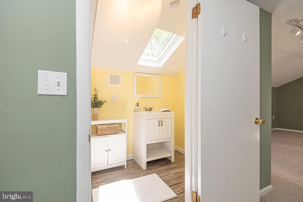 31 Brookside Road photo 82