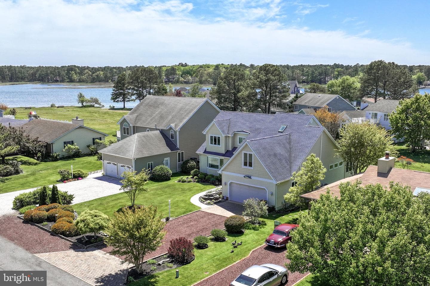 6 Heron Isle Court photo 5