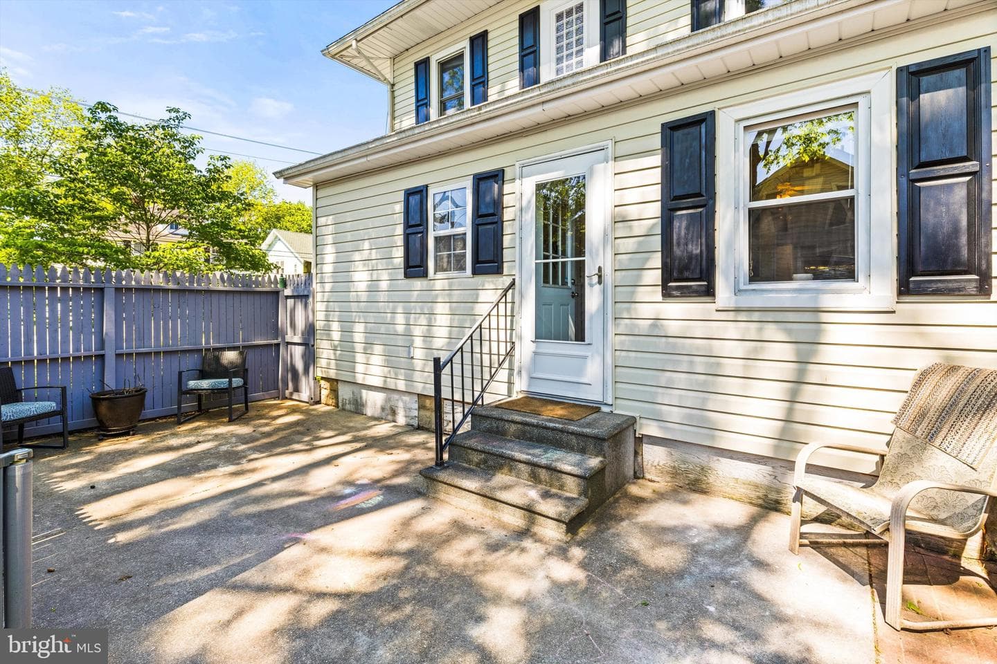 213 6th Street photo 35