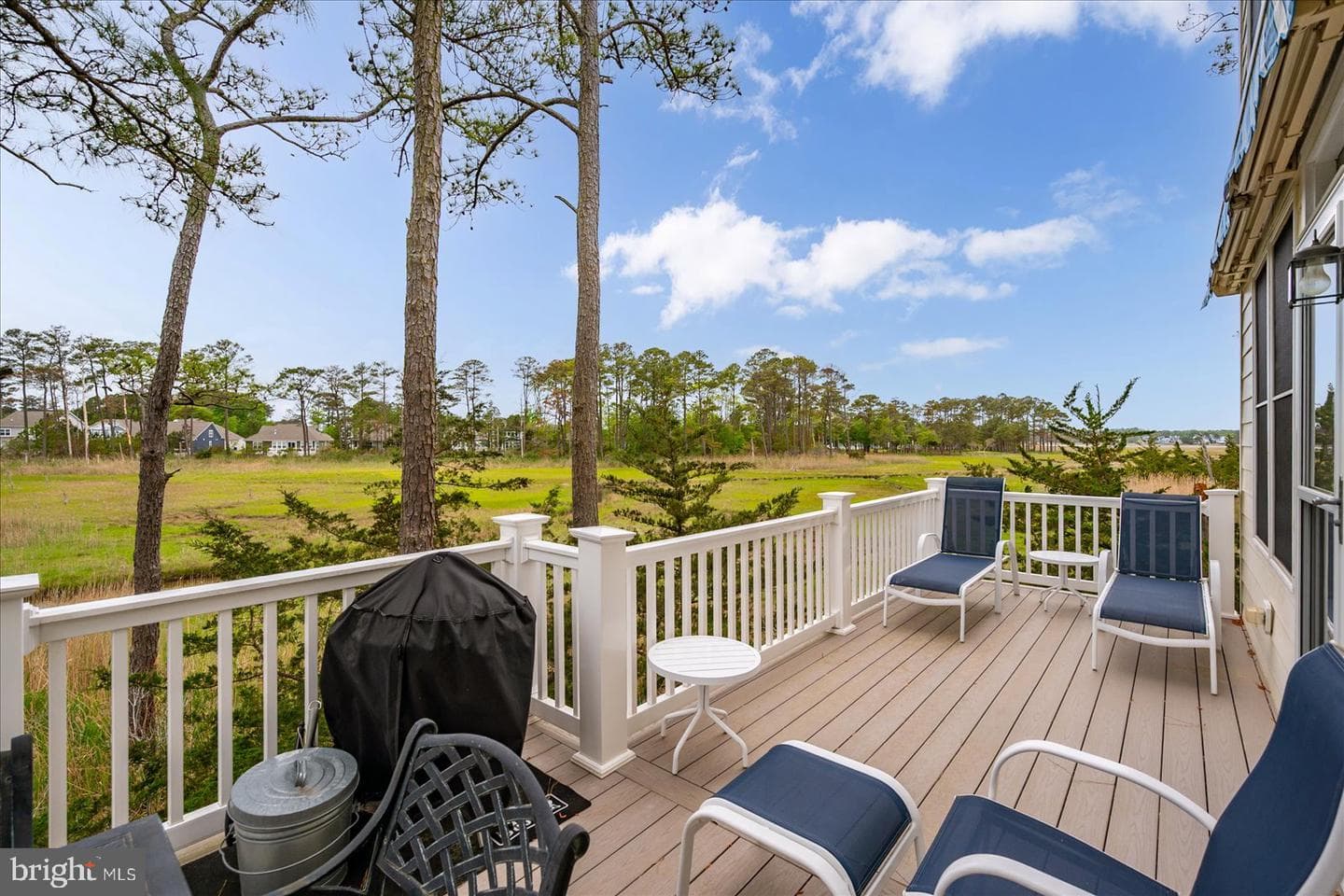 10317 Quarter Deck Ln photo 2
