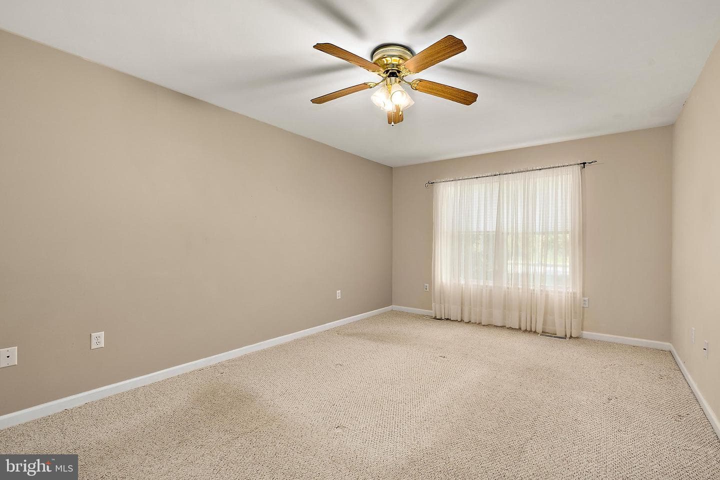 1348 Ocean Parkway photo 23