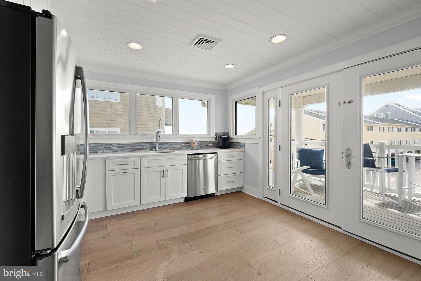 6 43rd Street photo 10