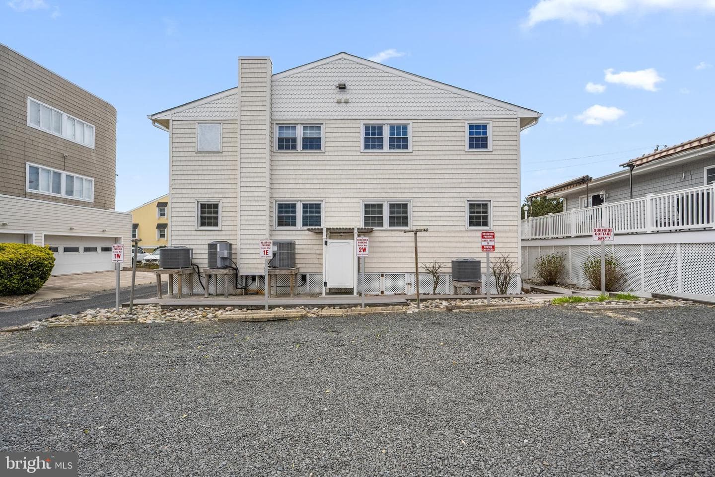6 43rd Street photo 29