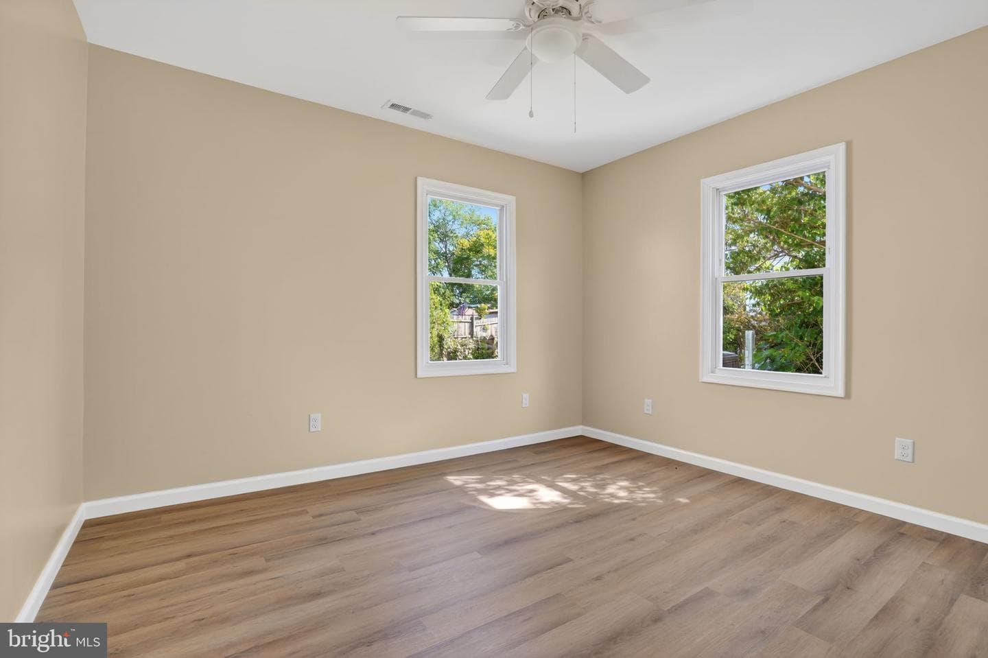 17 Somerset Avenue photo 15