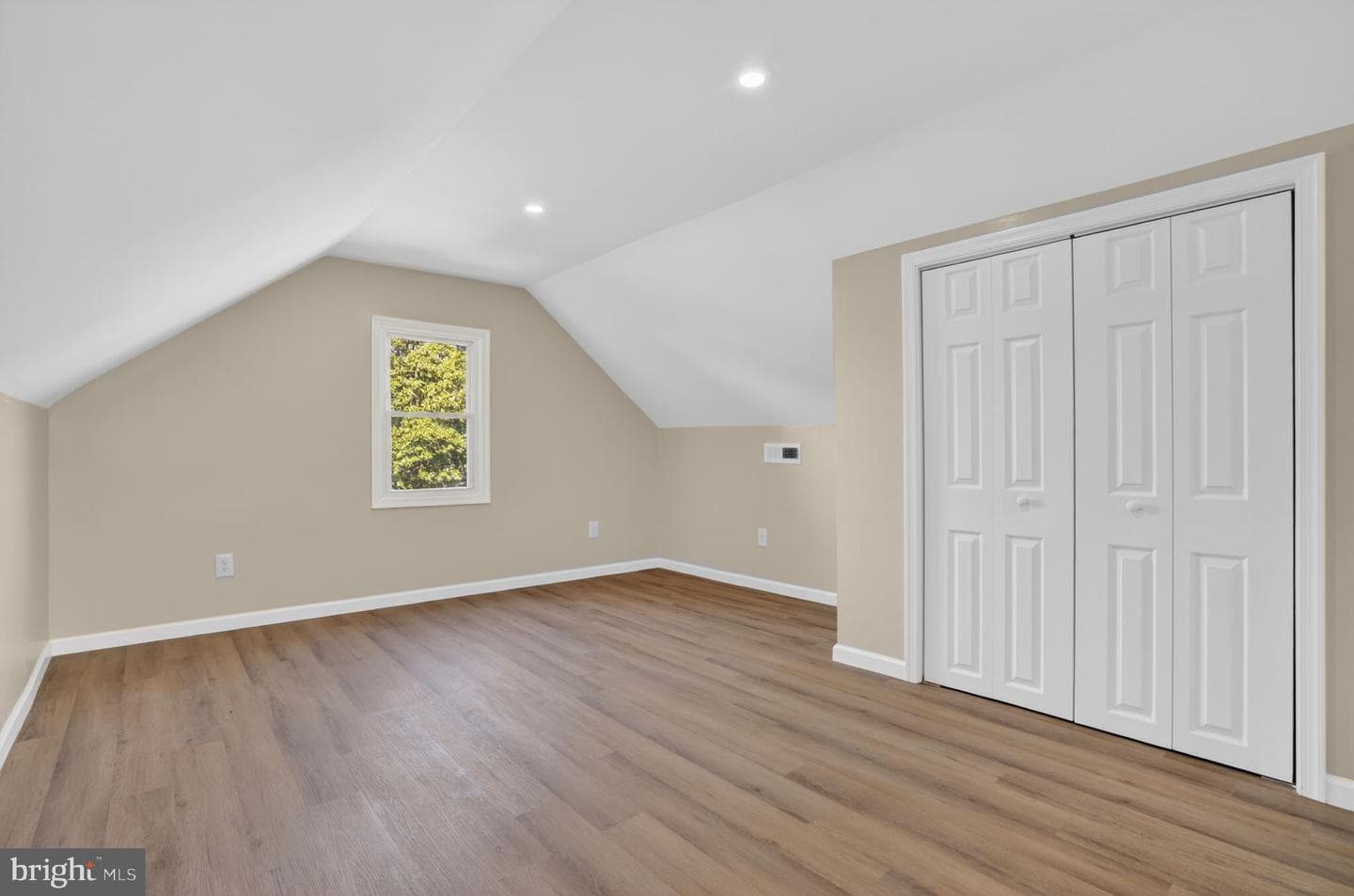 17 Somerset Avenue photo 22