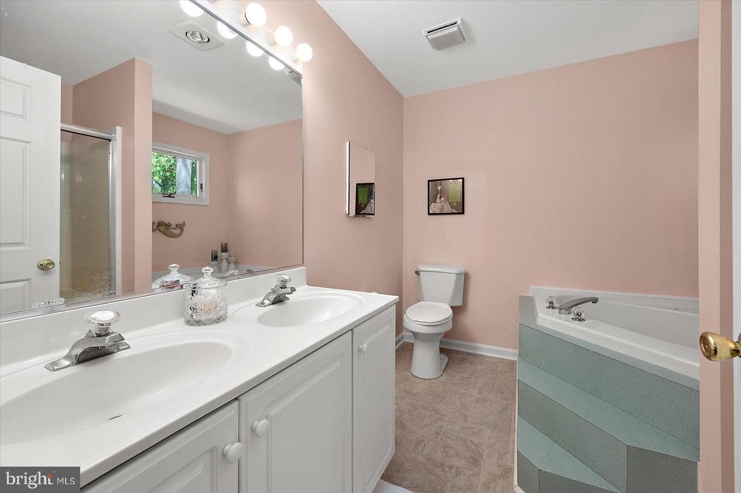 118 Robin Hood Trail photo 46