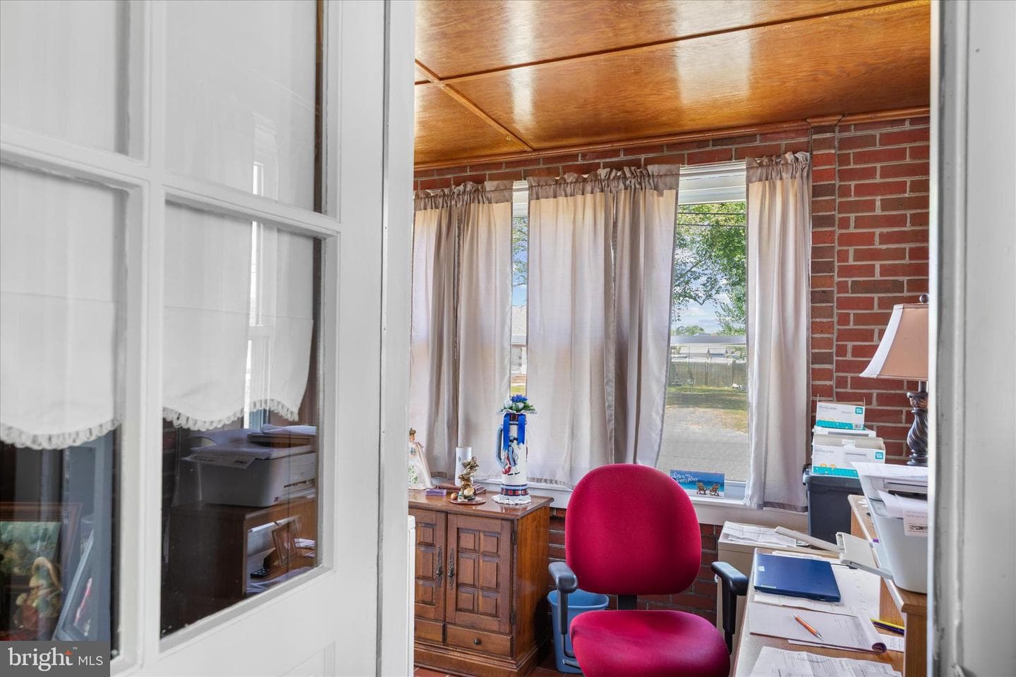 1400 Linden Drive photo 18