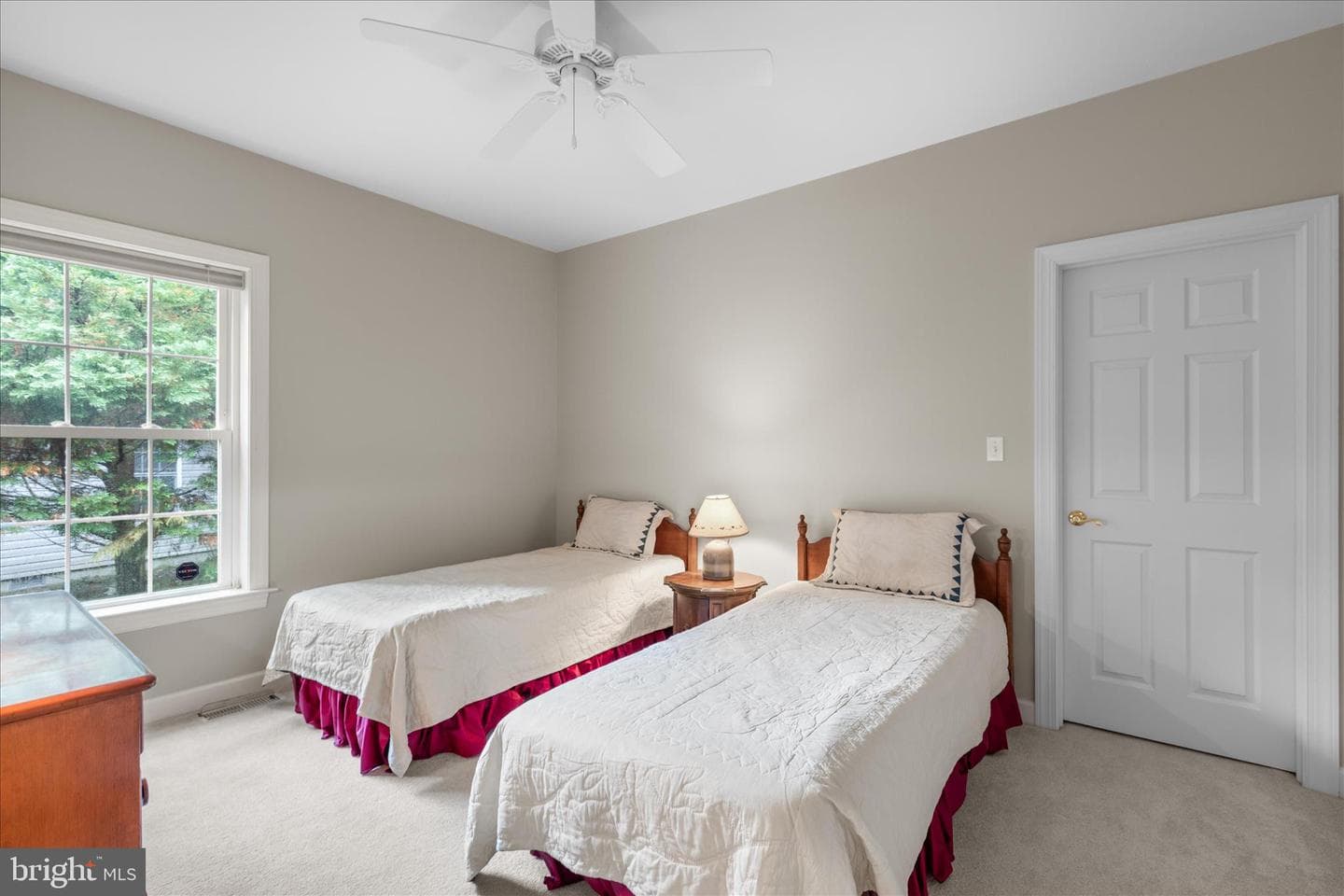 11 Burr Hill Dr photo 34
