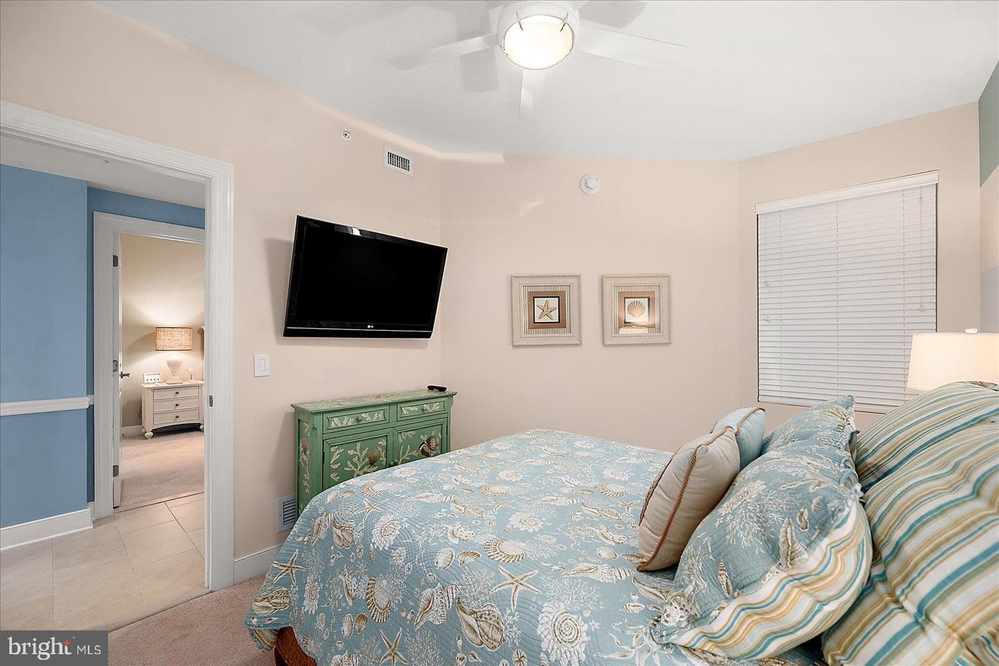 2 48th Street #1207 photo 36