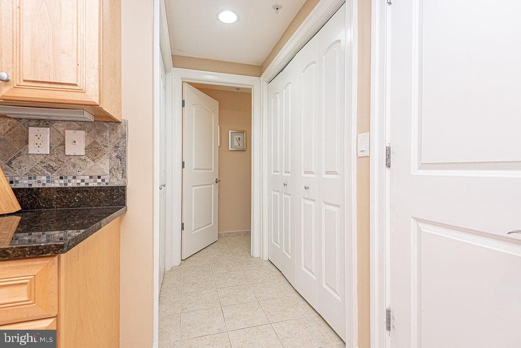 301 14th St # 205 photo 39