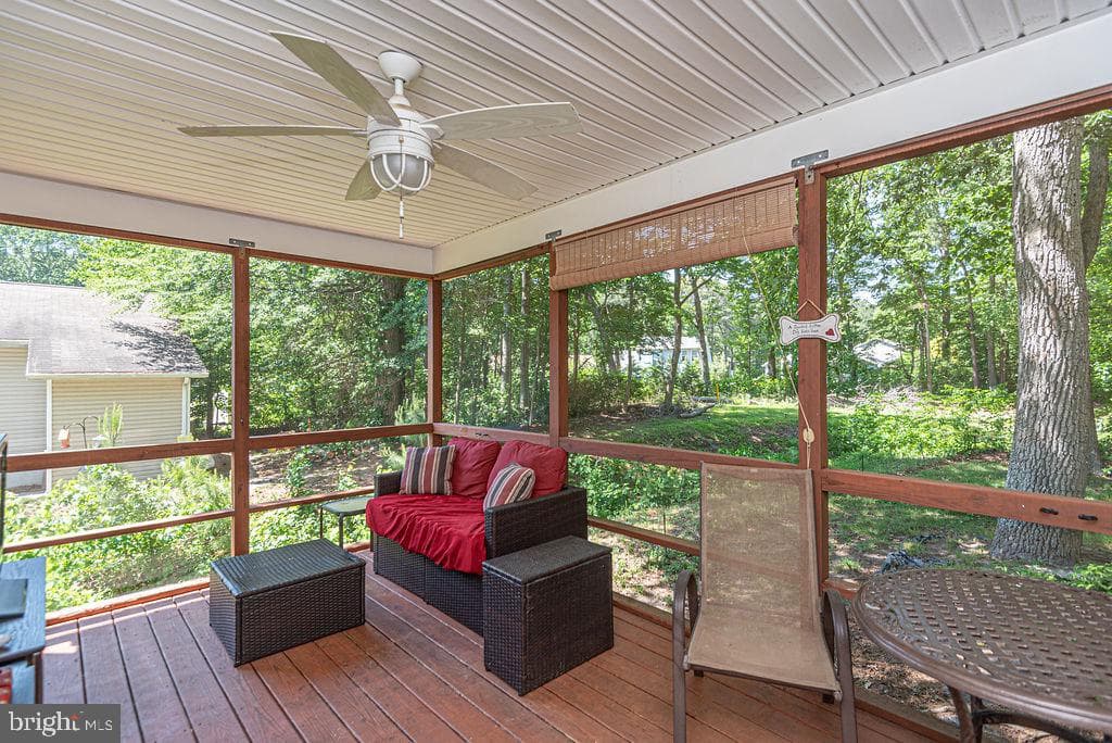 17 Greenwood Lane photo 14