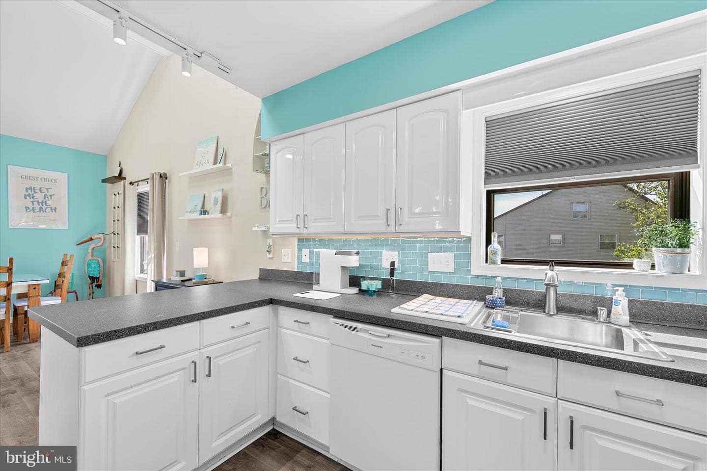 132 Jamestown Road #601 photo 12