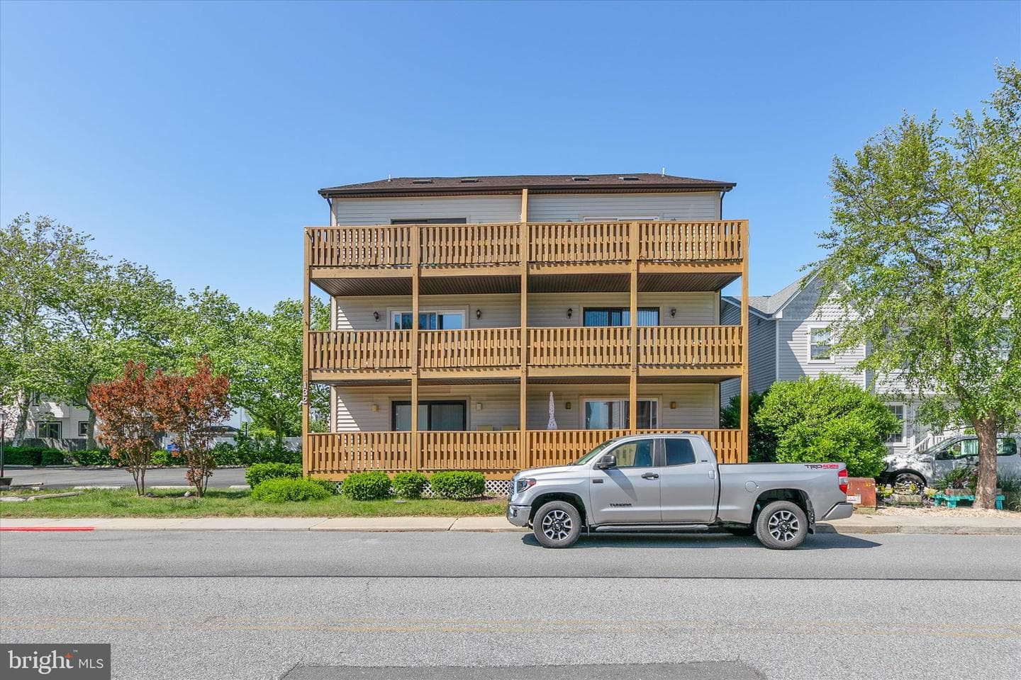 132 Jamestown Road #601 photo 33