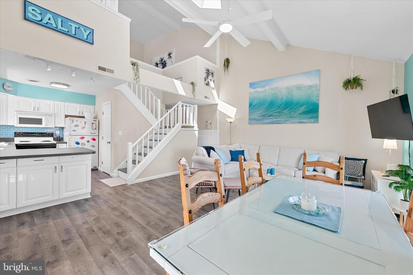 132 Jamestown Road #601 photo 6