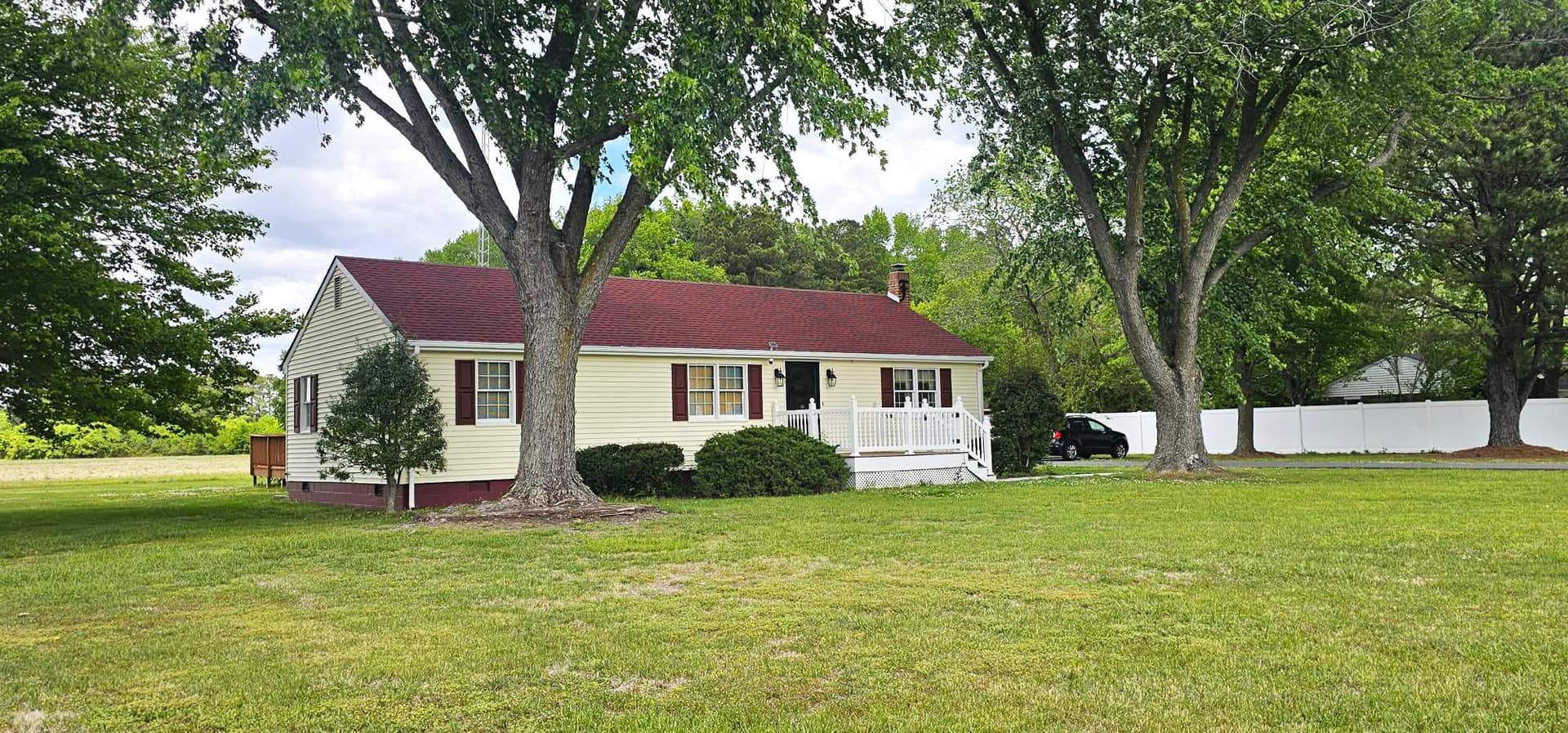333 McGrath Road photo 1