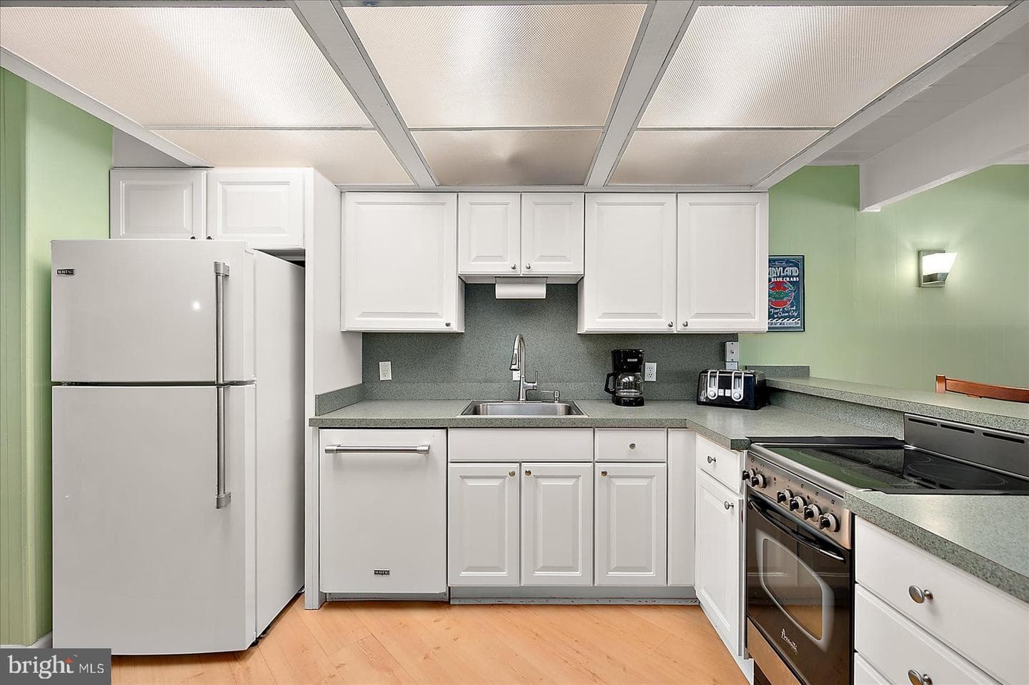 401 Bayshore Drive #6 photo 20