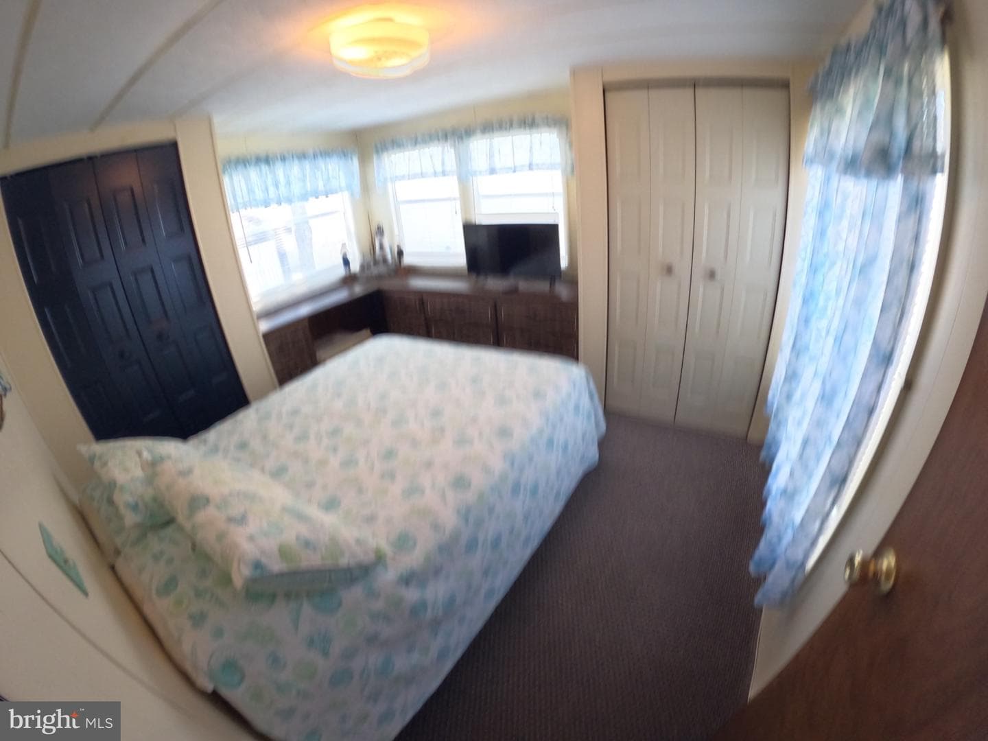 163 Clam Shell Rd photo 8