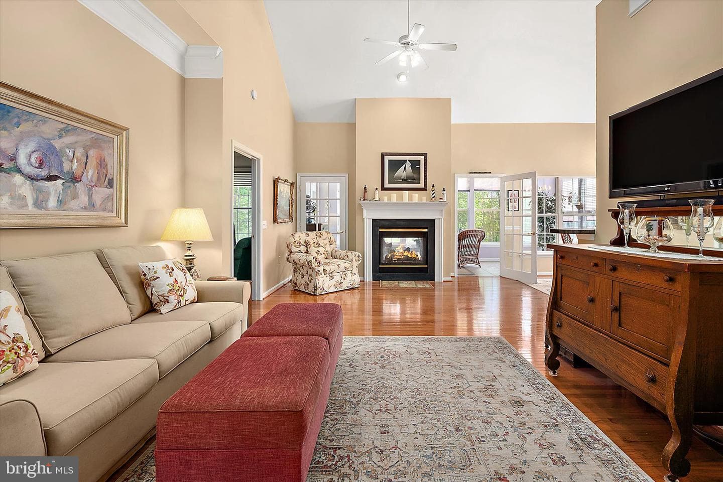 95 Chatham Court photo 9