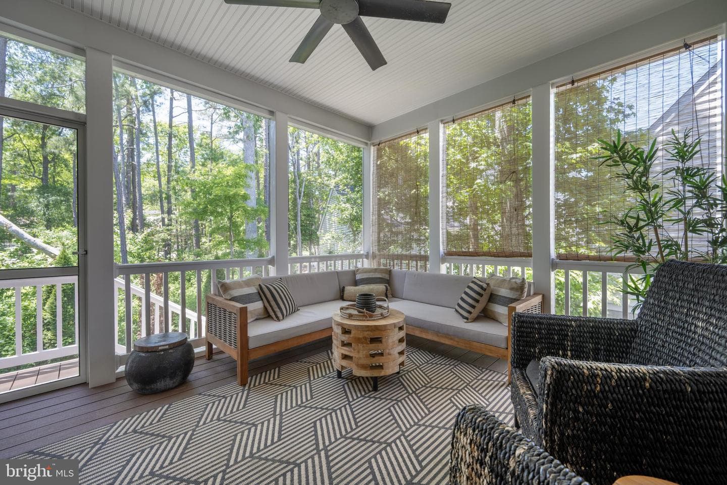 1622 Mercers Way photo 33