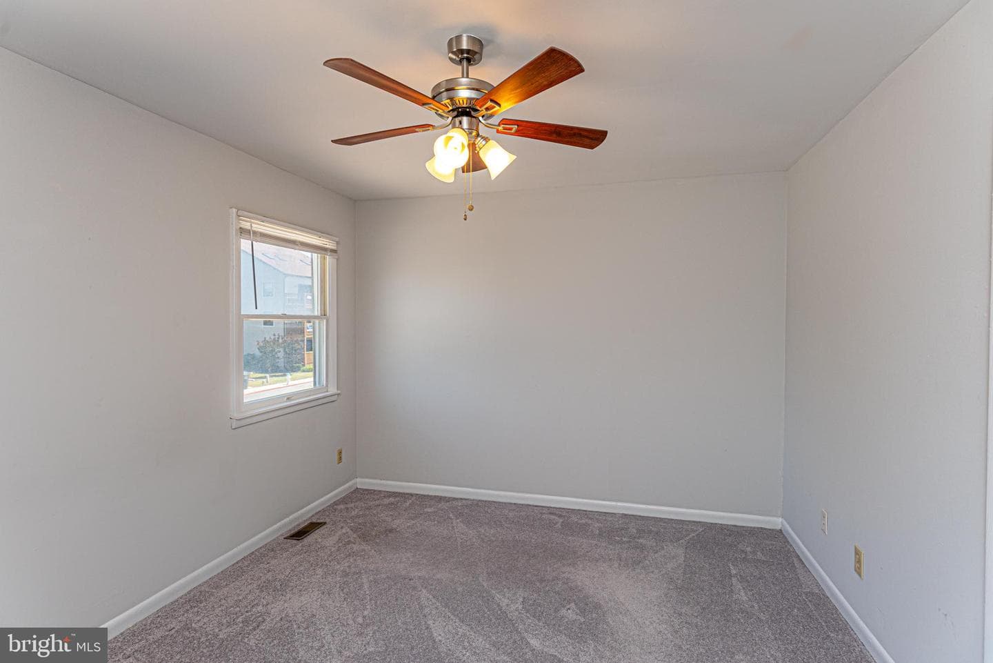 137 Jamestown Road #c photo 21