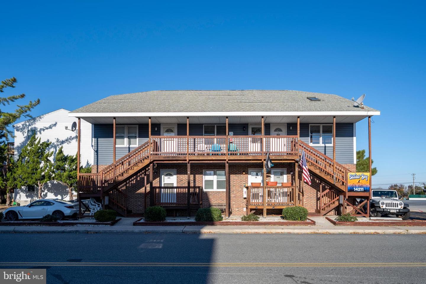 14211 Dukes Avenue #203 photo 7