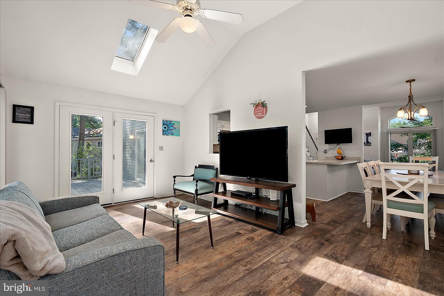 369 Ocean Parkway photo 24