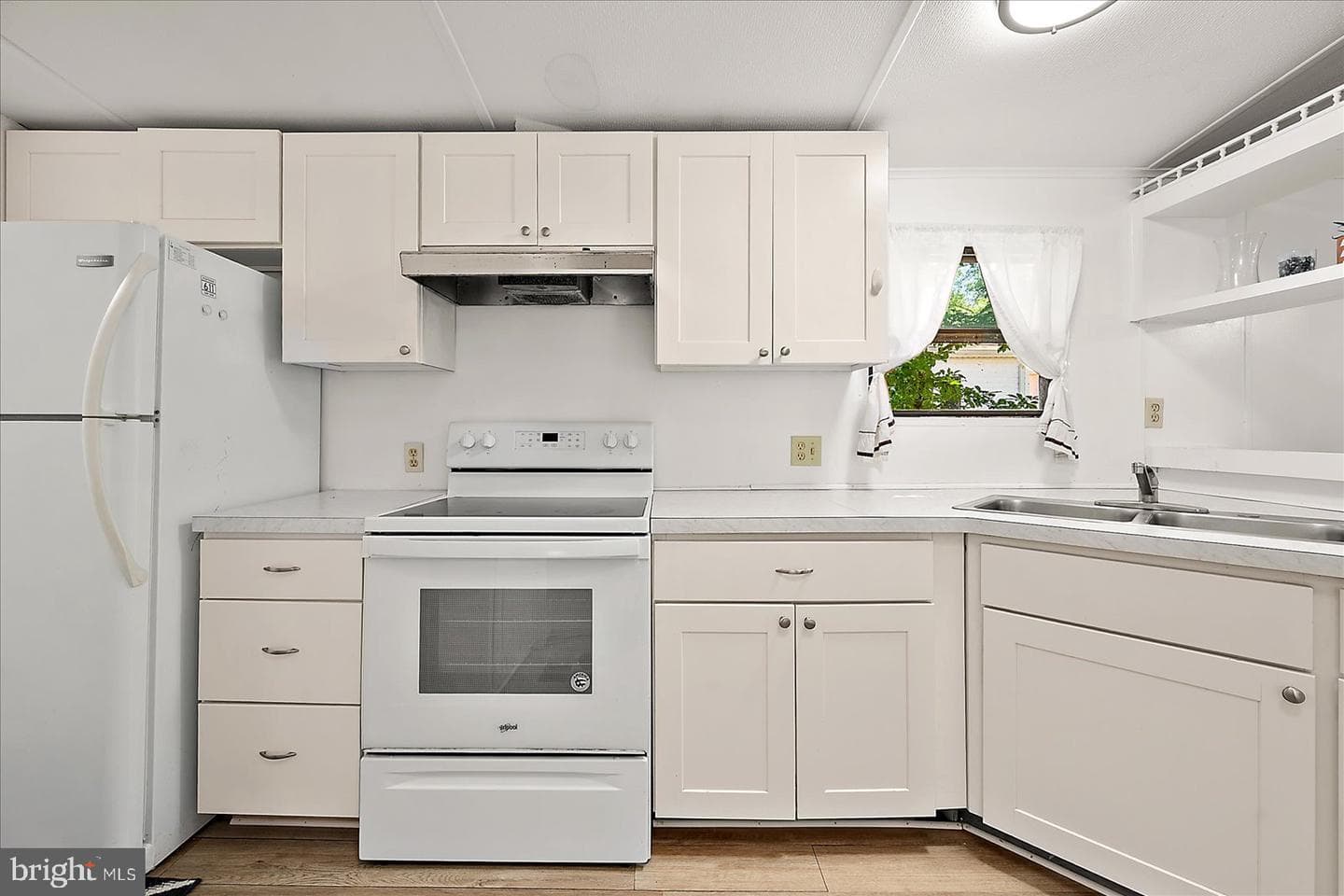 4 Anchor Way Dr photo 16
