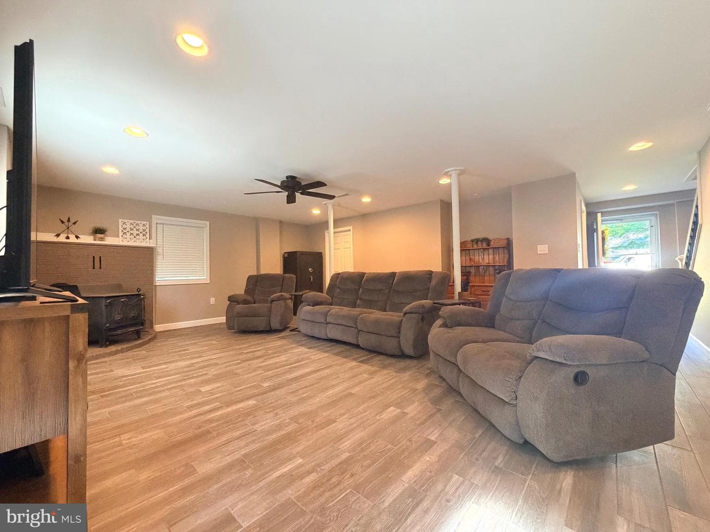 4 Burr Hill Drive photo 24