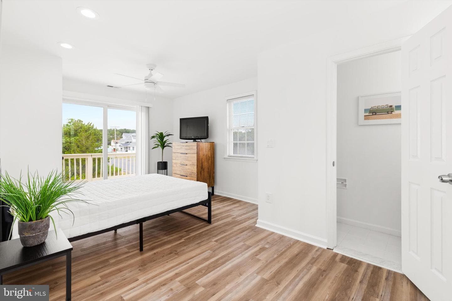 10429 Brighton Road photo 32