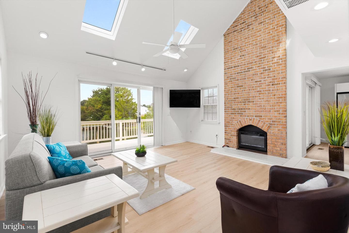 10429 Brighton Road photo 8