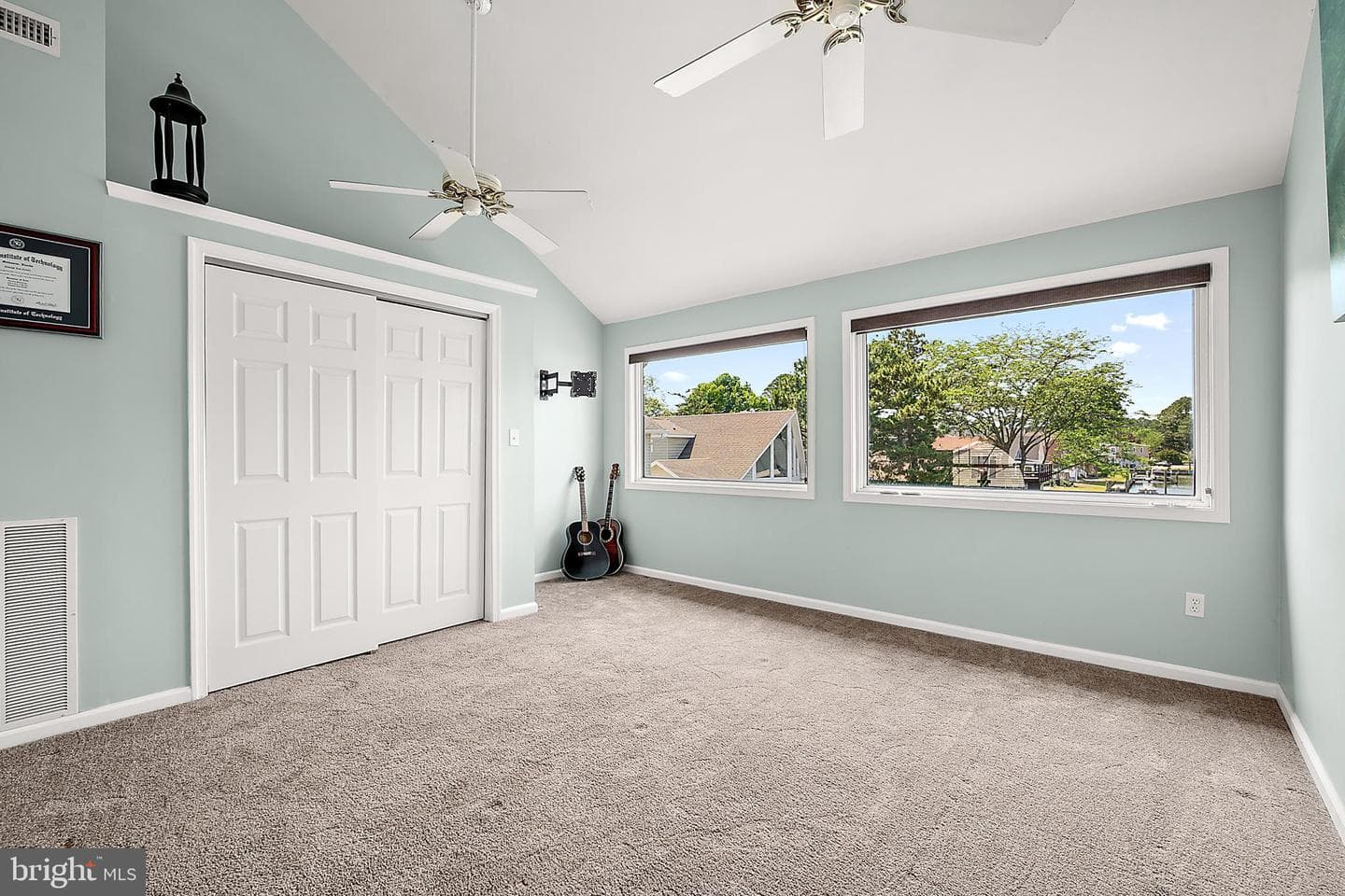 9 Harborview Drive photo 59