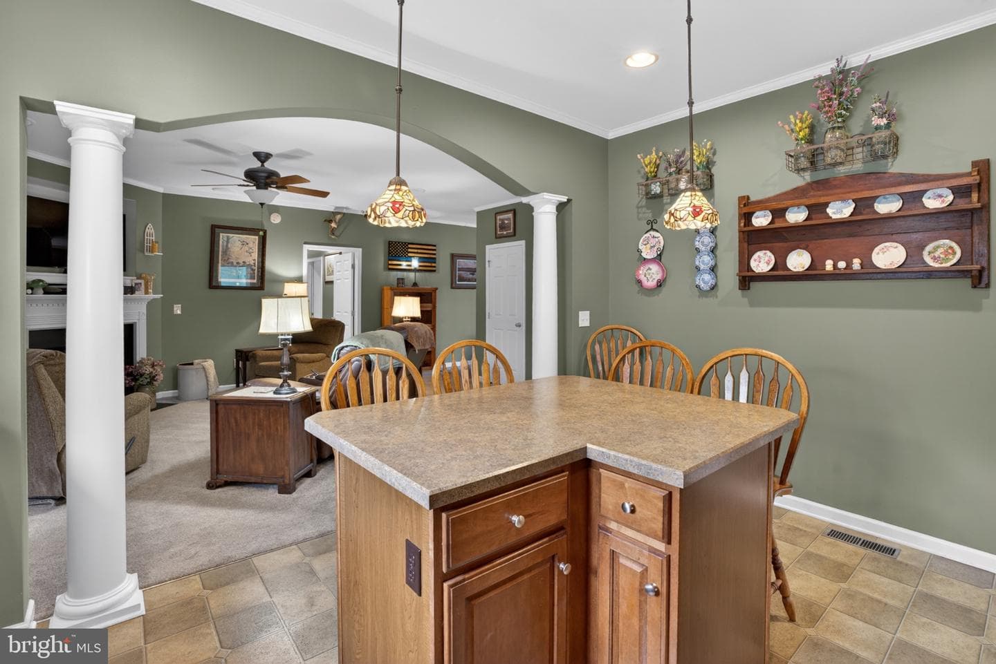 2435 Payne photo 45