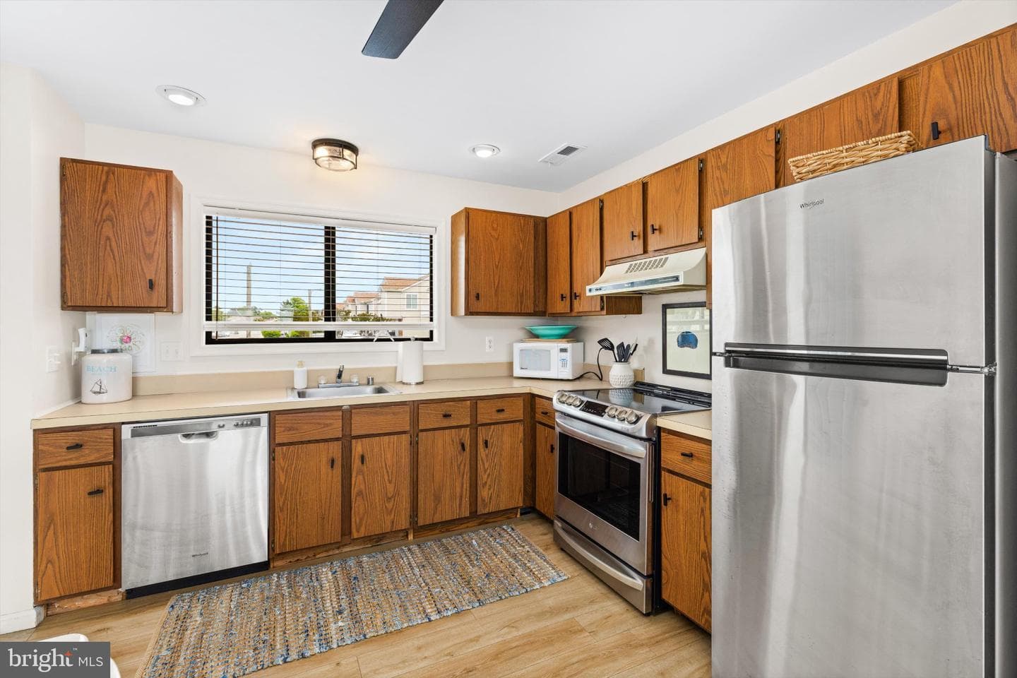 13500 Holly Lane #b5 photo 5