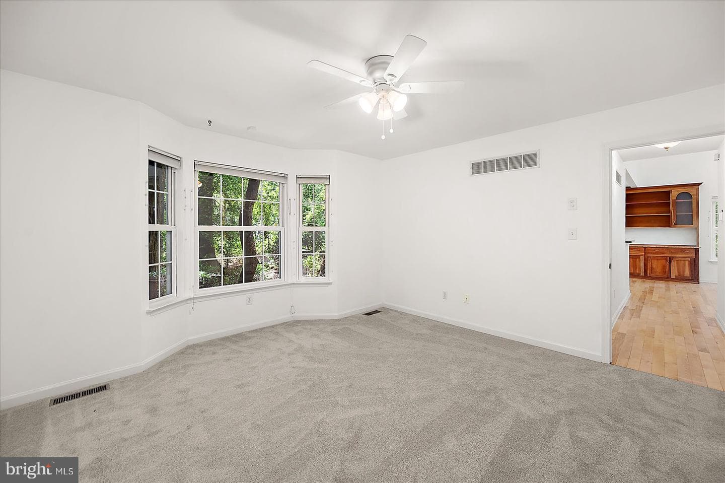 10 Laurel Trail photo 17
