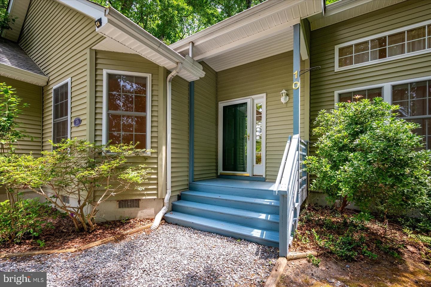 10 Laurel Trail photo 4