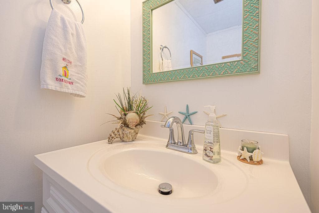 145 Newport Bay Drive #8 photo 15