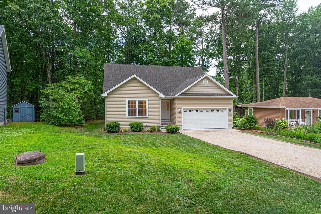 42 Harpoon Road photo 56
