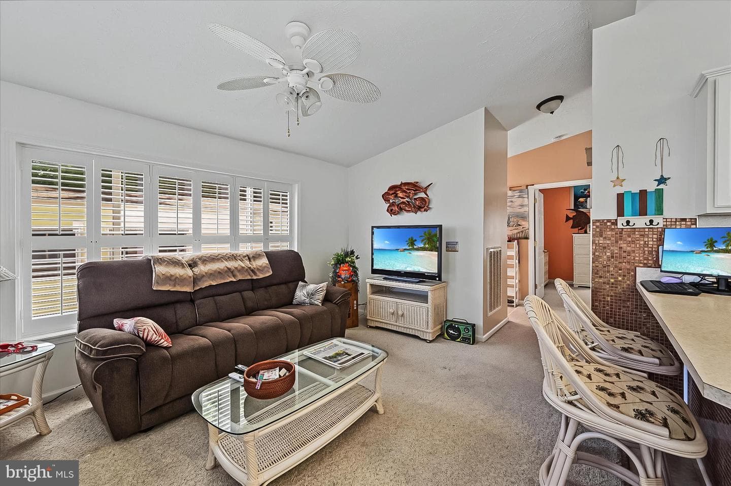 208 Timberline Circle photo 6