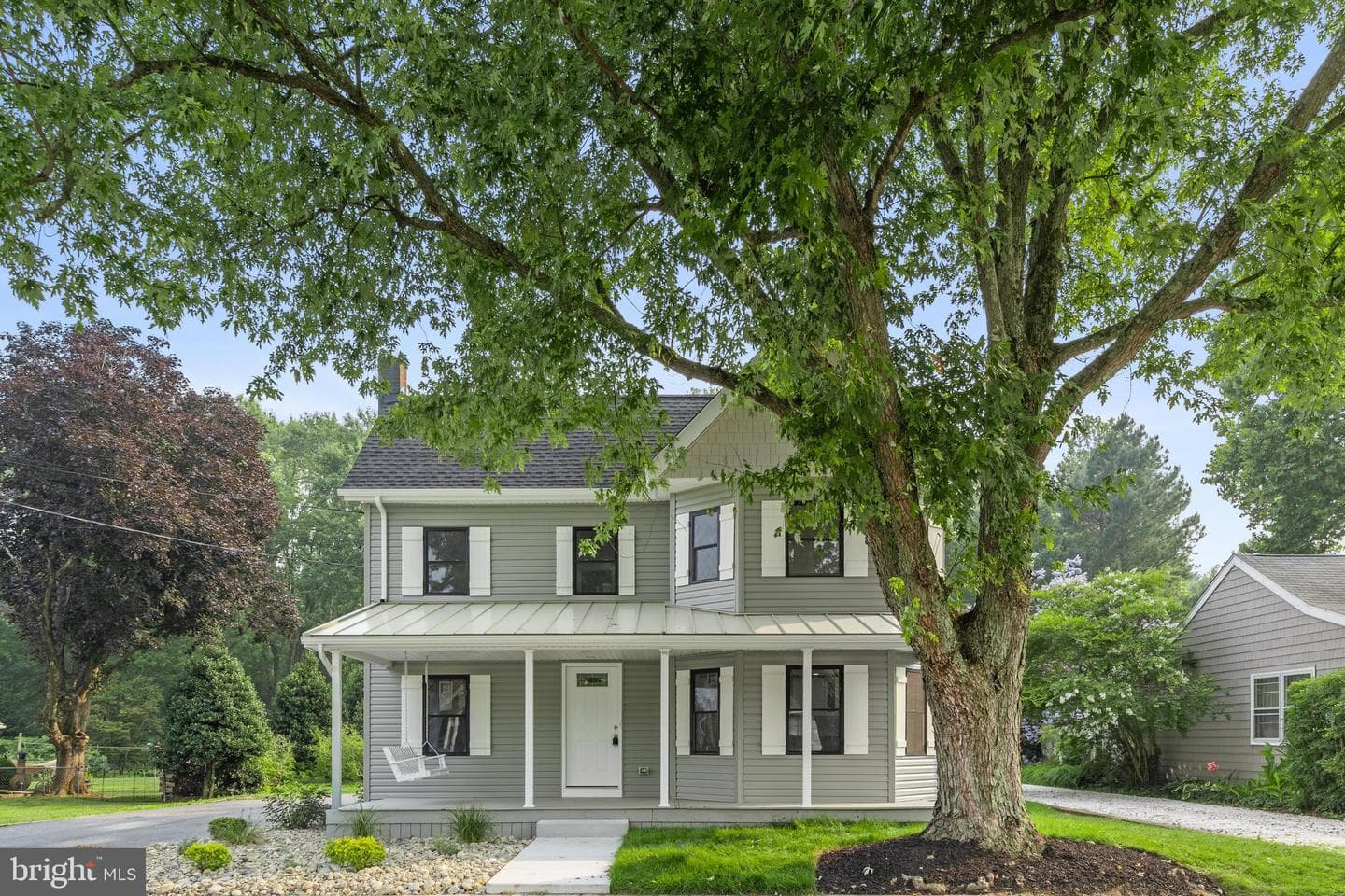 12 Burley Street photo 5