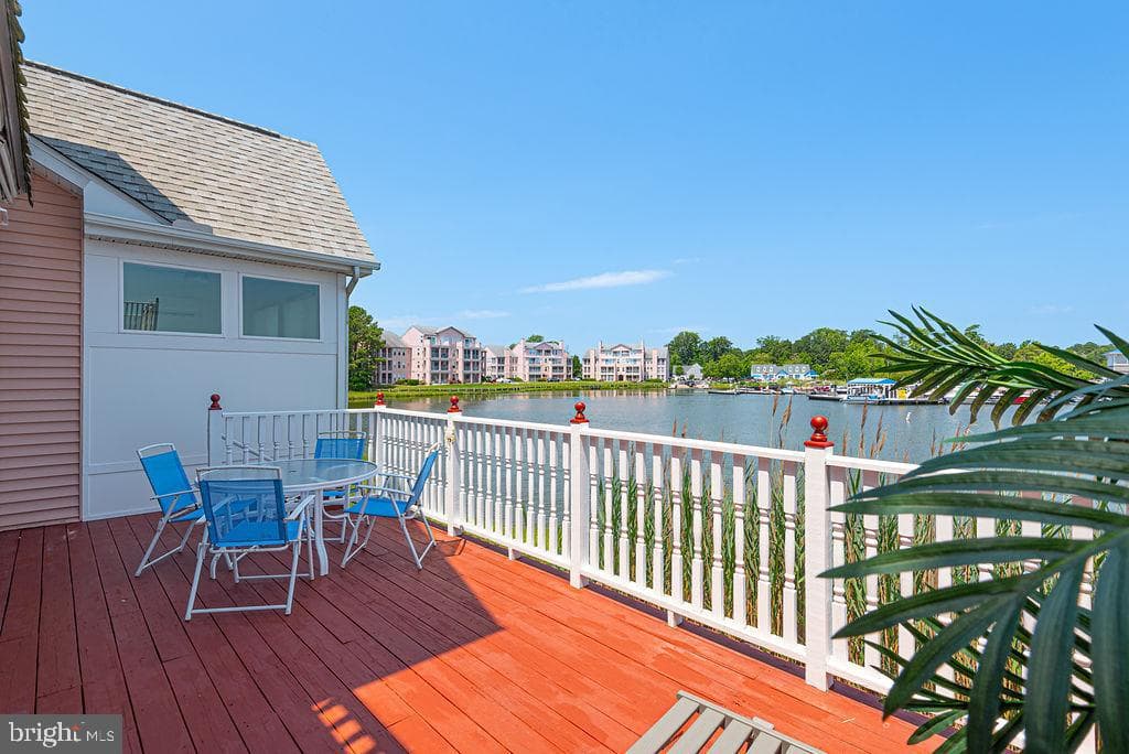 843 Yacht Club Drive photo 34