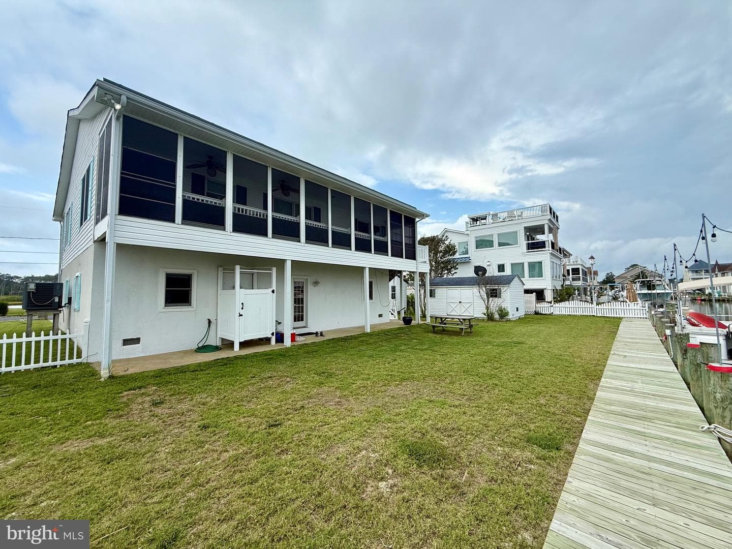 12623 Sheffield Road photo 9
