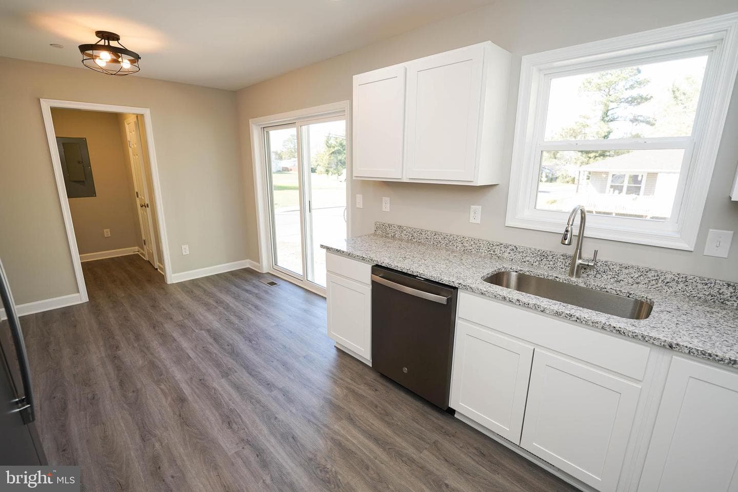 621 Cedar Street photo 12