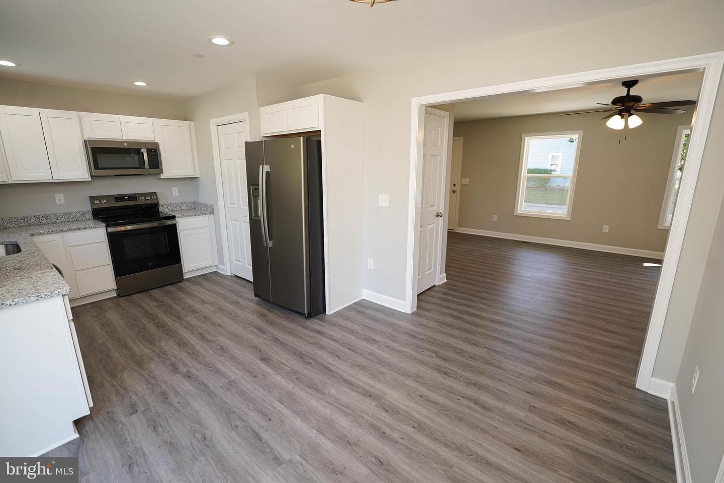 621 Cedar Street photo 6