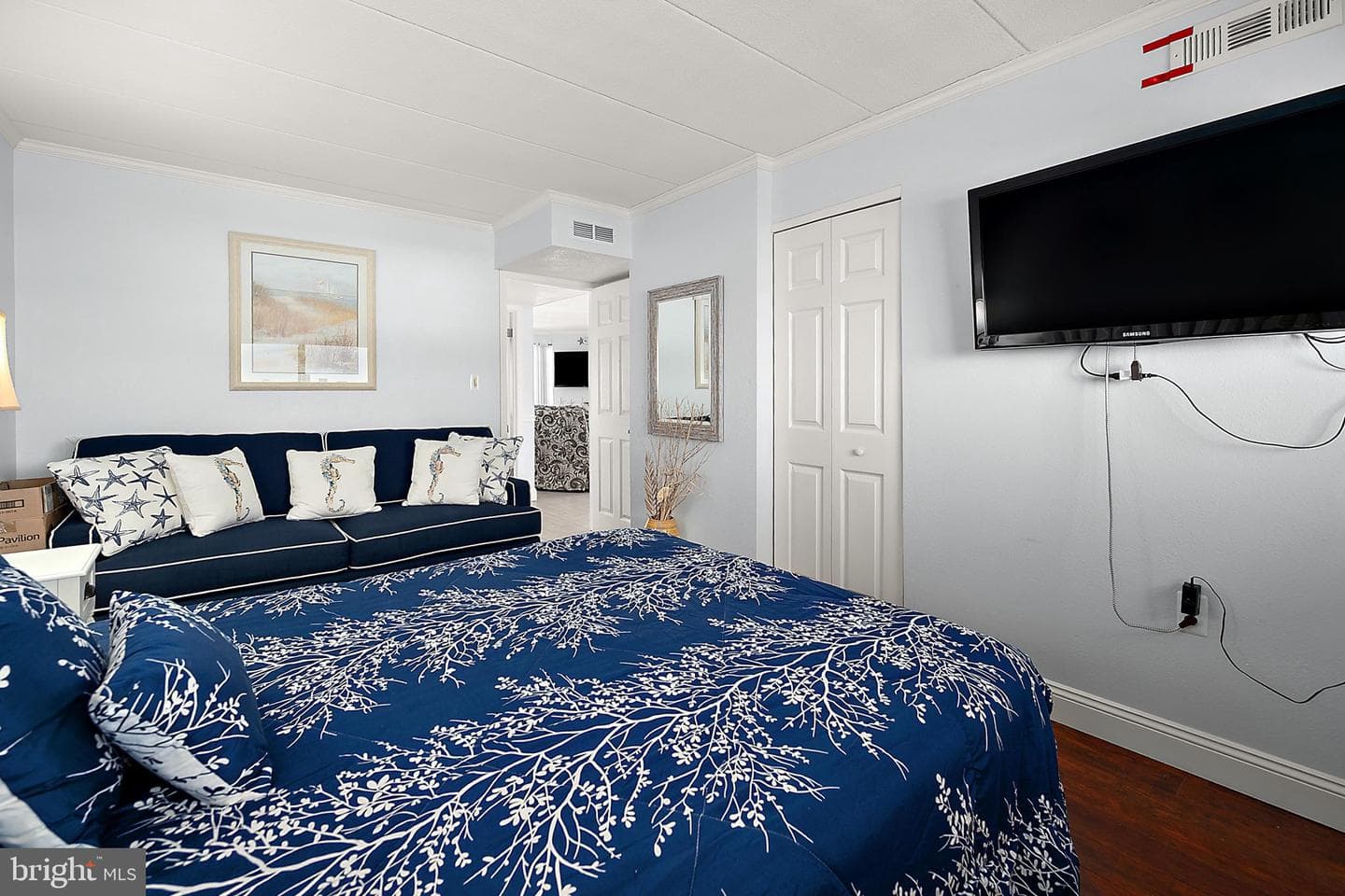 5201 Atlantic Avenue #501 photo 34