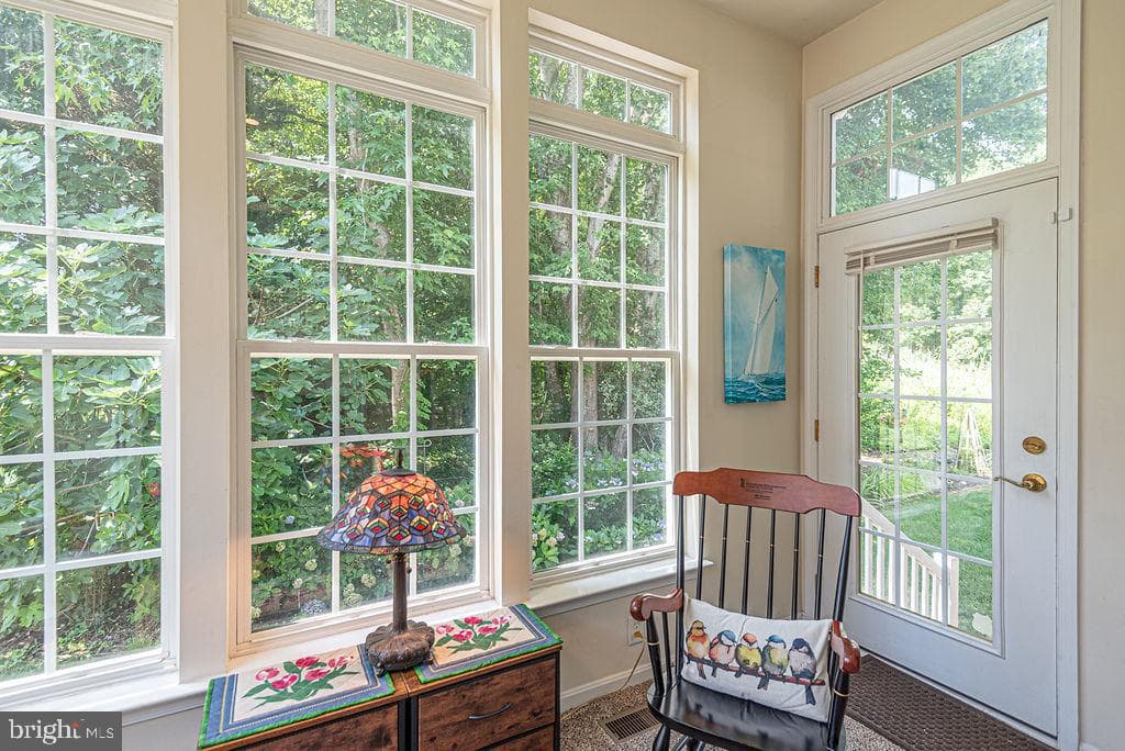 6 Easton Avenue photo 21