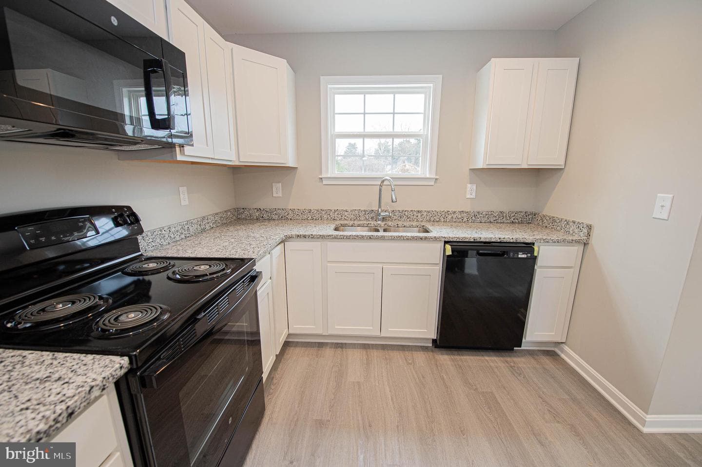 245 Morgans Court photo 11